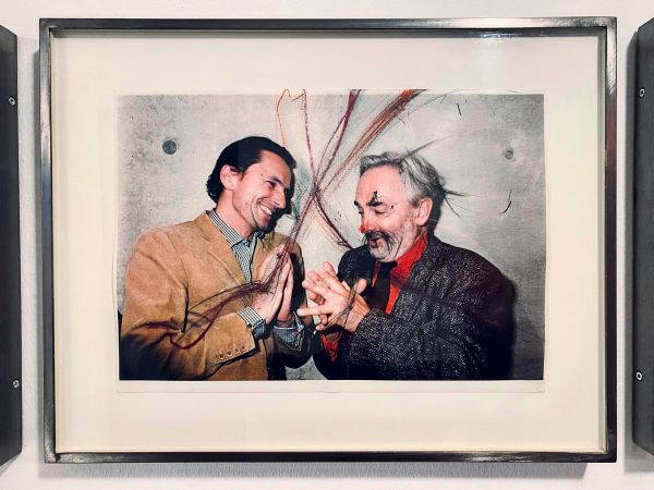 -bermalen-gegen-das-Autorit-re-Christian-Rainer-zum-Tod-seines-Onkels-Arnulf-Rainer