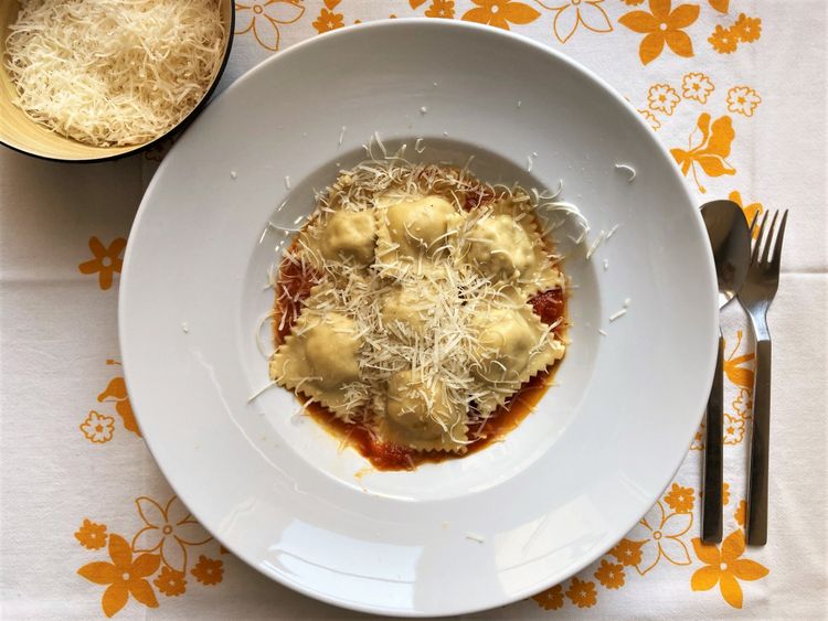 Ravioli mit Ricotta-Walnuss-Fülle - Rezepte - derStandard.de › Lifestyle