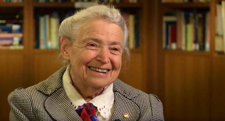 Women in Physics: Mildred Dresselhaus, Queen of Carbon - Blog: Die