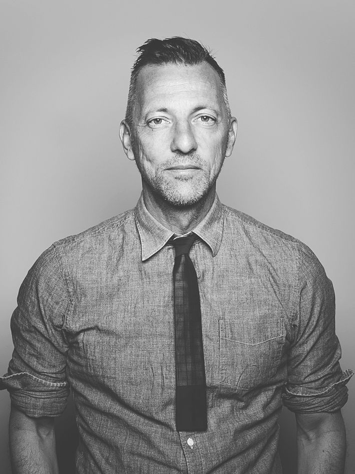 Olivier Saillard inszeniert im neu gegründeten Modemuseum ITS Arcademy Arbeiten junger Kreativer.