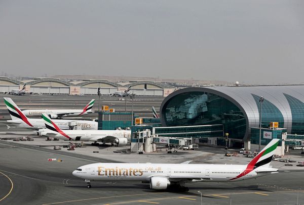 Emirates-versch-rft-Sicherheitsregeln-f-r-die-Nutzung-von-Powerbanks-an-Bord