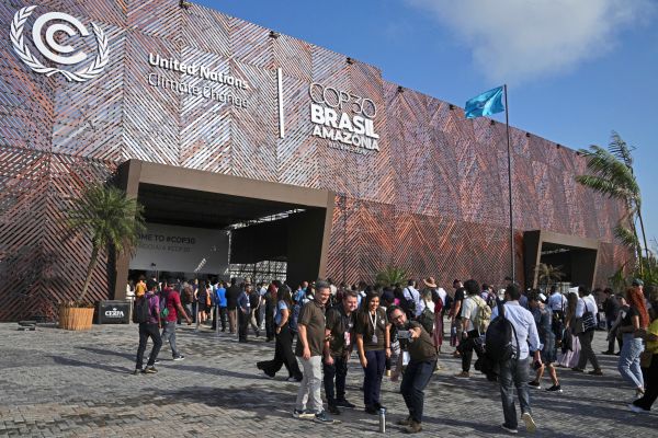 1600-l-Gas-und-Kohle-Lobbyisten-auf-Weltklimakonferenz