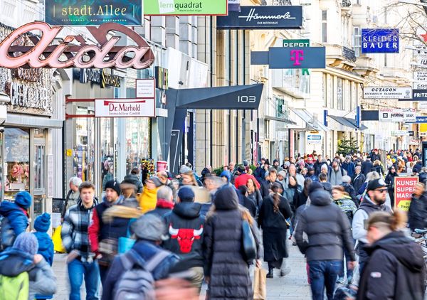 Bezirksvertretung-pr-ft-Radfahrverbot-auf-Mariahilfer-Stra-e