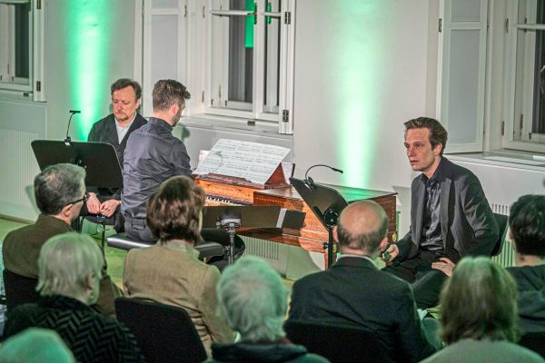 -Kleine-Nachtmusiken-mit-Georg-Nigl-ber-dem-Festspielbezirk