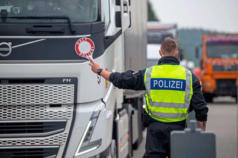 Laut Medienbericht 182 unerlaubte Einreiseversuche nach Deutschland im Westen