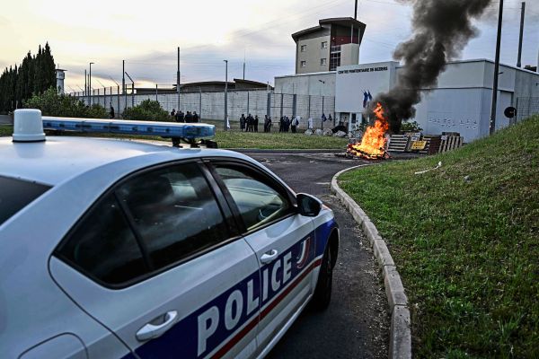 Frankreichs-W-rter-schlagen-Alarm-wegen-berbelegung-der-Haftanstalten
