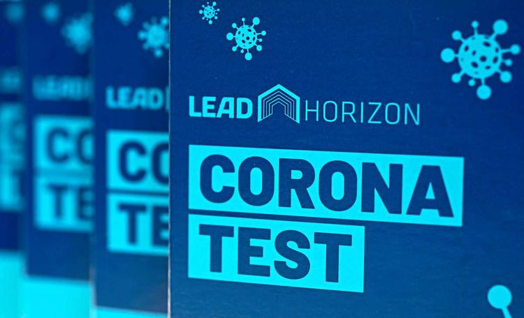 Ein blauer Corona-Test von Lead Horizon.