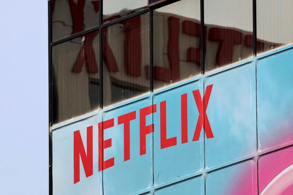 Netflix-mit-entt-uschendem-Gewinn