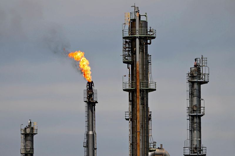 Krieg in Nahost: Öl- und Gaspreise schnellen nach oben, Börsen geben deutlich nach