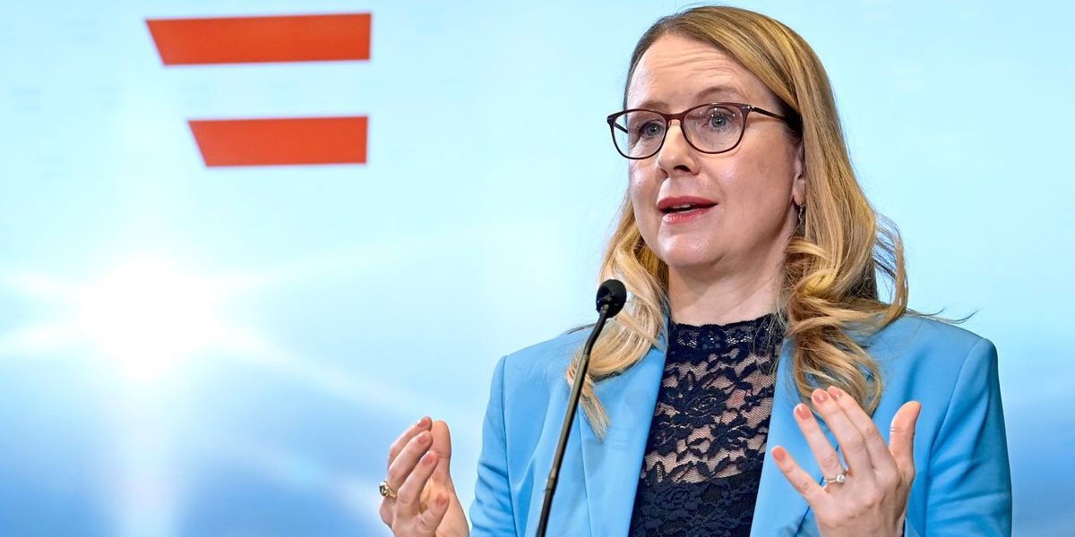 Former Economics Minister Margarete Schramböck founds a company – ÖVP