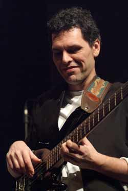 Konzert-Tipp: Robert Riegler Bass Doublings - Wien - derStandard.at ...