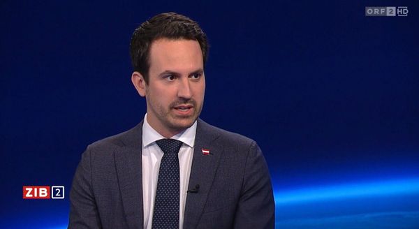 Fr-here-Sommerferien-hitzefrei-und-mehr-Autonomie-f-r-Schulen-Bildung-mit-Wiederkehr-in-der-ZiB-2-