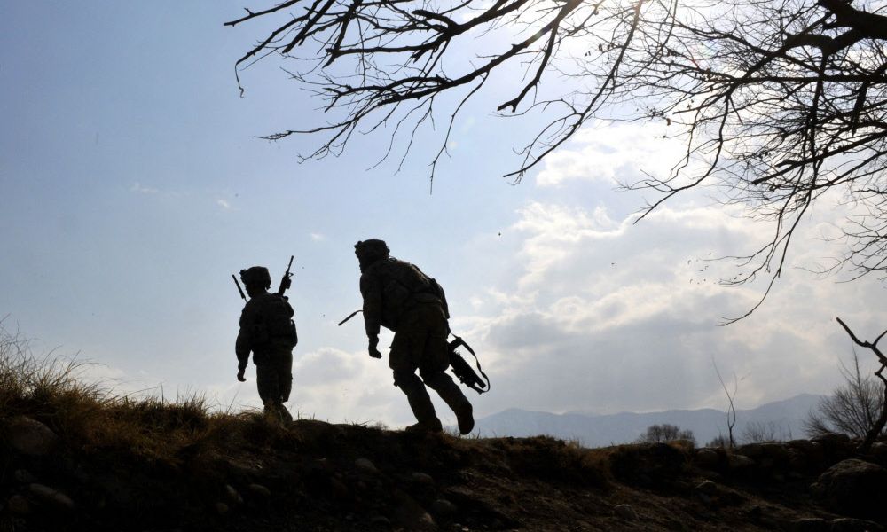 Taliban nutzen biometrische Daten, um Kritiker aufzuspüren - Vimarsana News