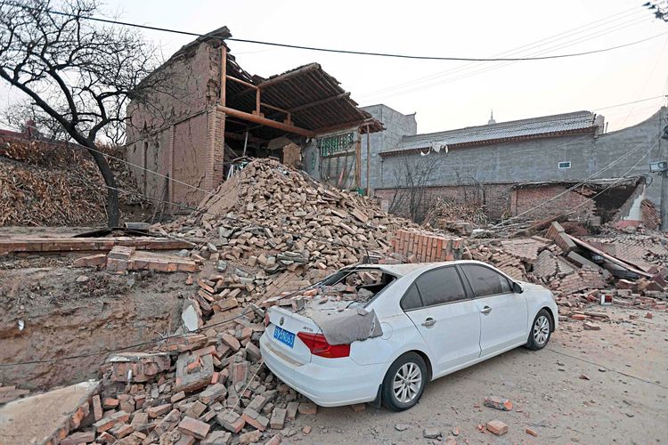 Zusammengefallenes Haus nach Erdbeben in China