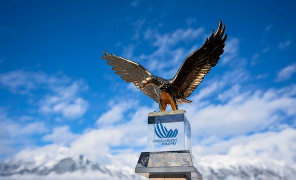 Enger-geht-s-nimmer-Als-zwei-Tourneesieger-zwei-Autos-abstaubten