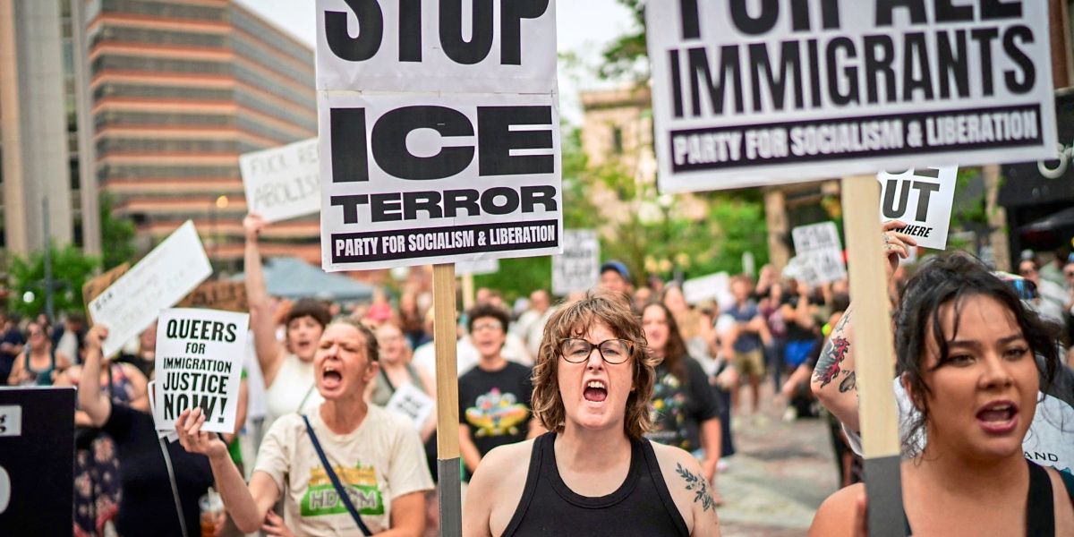 Thomson Reuters soll ICE bei der Aufdeckung von "Wahl-" und "Einwanderungsbetrug" helfen