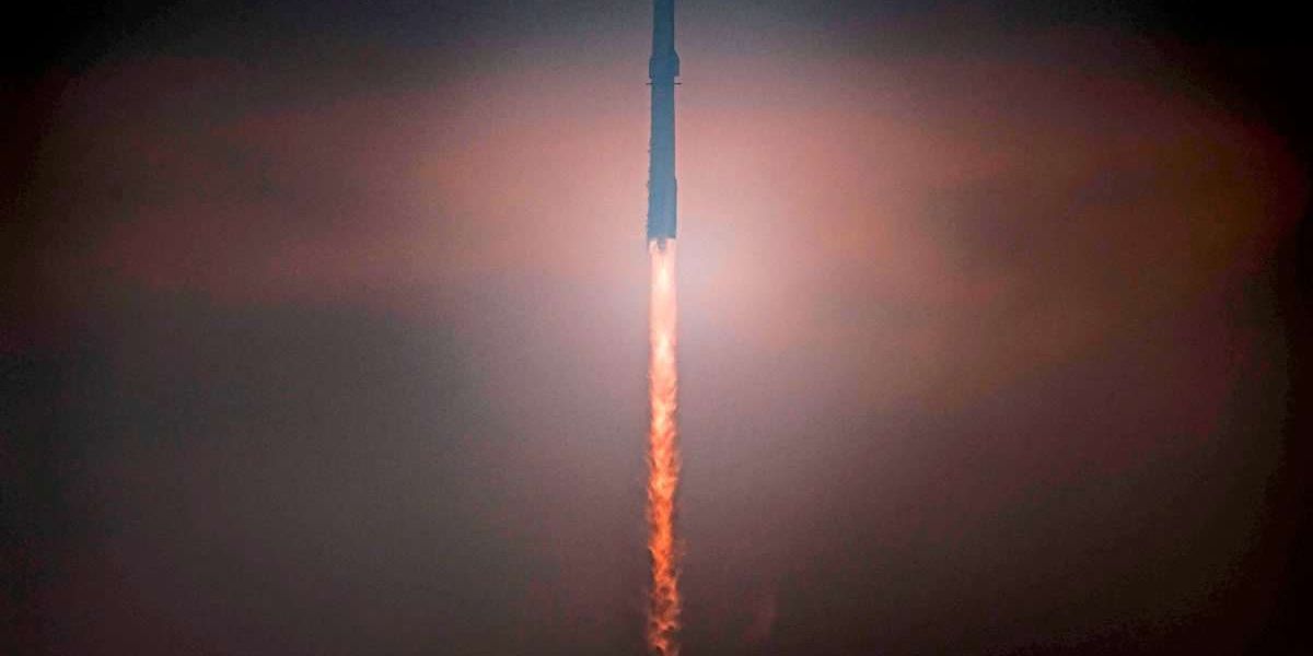 Starship: Leistungsfähigste Rakete der Welt beendet Testflug mit Erfolg