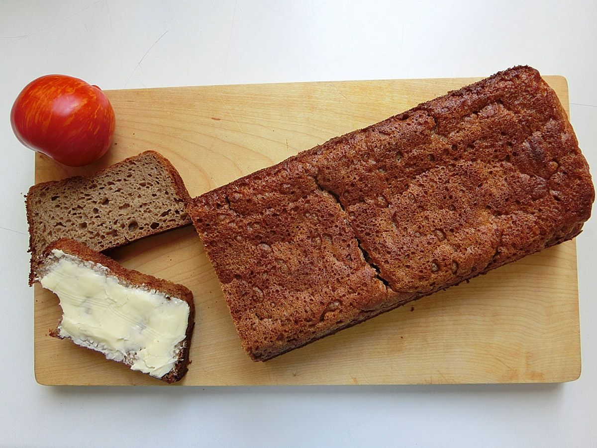 Rezept: Saftiges Waldstaude-Apfelmus-Roggenbrot - Backen - derStandard ...