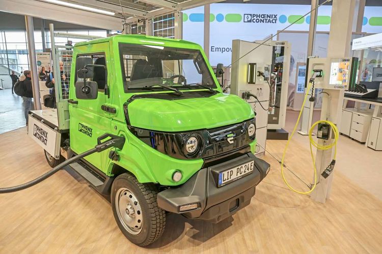 Ein batterieelektrisch betriebener Transporter wurde auf der für die Industrie wichtigen Hannover Messe präsentiert.