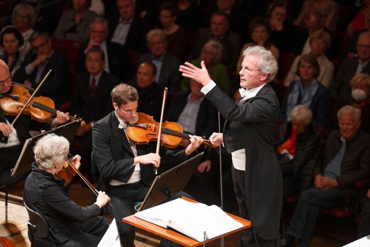 Franz Welser-Möst mit dem Cleveland Orchestra im Konzerthaus