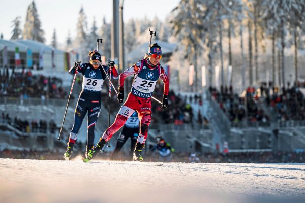 Gandler-in-Oberhof-Verfolgung-28-M-nner-Staffel-gibt-auf