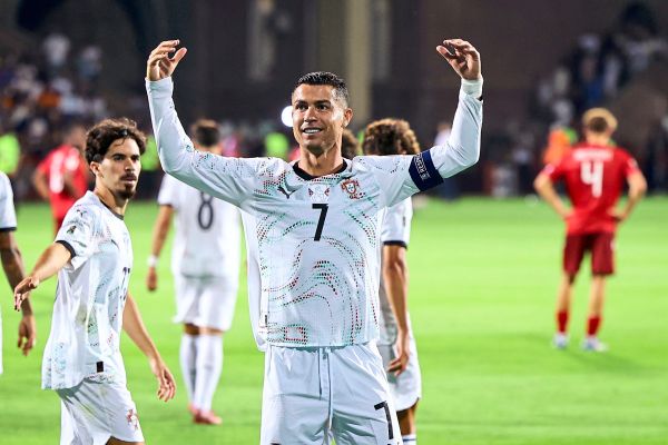 Ronaldo-Doppelpack-bei-Kantersieg-von-Portugal