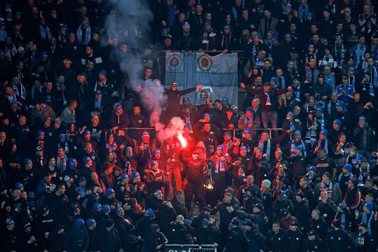 Slovans Fans im Stadion.