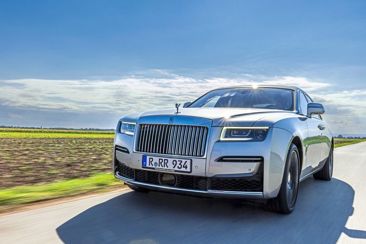 Rolls-Royce Ghost: Ruhe, aber schnell! - Mobilität - derStandard