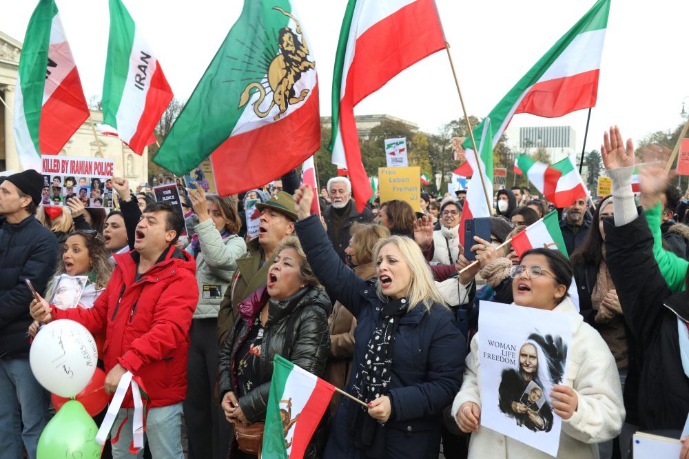 Aufruf Zu Großdemonstrationen Im Iran, Elf Aktivisten Droht Todesstrafe ...