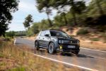 Renault R4 Plein Sud: Ab in den Süden, der Sonne hinterher Ein Renault betritt das besonders in den unteren Preisklassen spärlich besetzte Cabrio-Segment: Der elektrische R4 wird ab sofort auch mit Faltdach angeboten