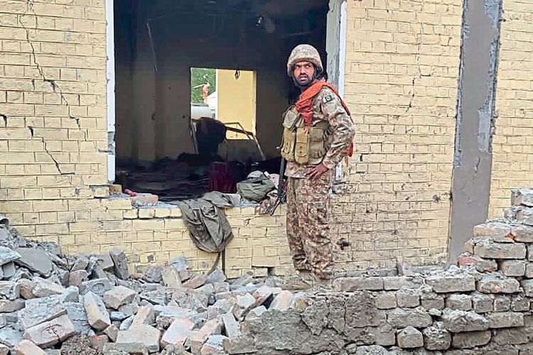 Pakistan Anschlag Soldat