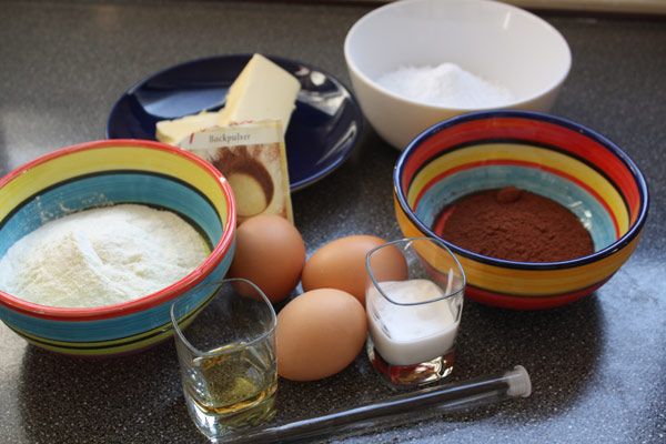Marzipan-Punschkugeln, Kokosstangerln und Butterkekse - Weihnachten ...
