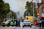 Nach Messerattacke brennen Fahrzeuge im nordirischen Belfast 0fbeb104 825e 4593 af54 170e3a2ccb02