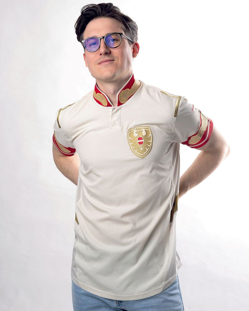 Wie Fußballtrikot im k.u.k.-Stil zum Hype-Piece wurde