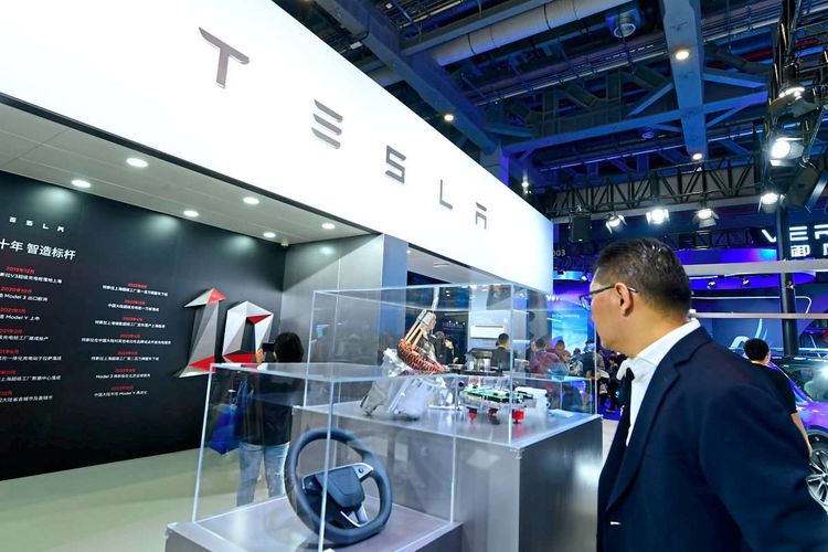 Der Tesla-Messestand auf der sechsten China International Import Expo in Schanghai.