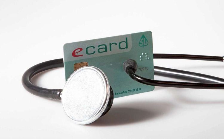E-Card ohne Passbild Stethoskop