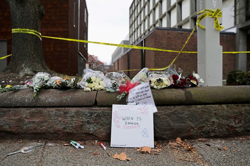 Polizei sucht nach Schüssen an US-Uni weitere Person