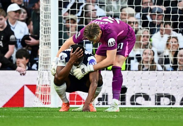 Danso-Schnitzer-kostet-Spurs-gegen-Brighton-in-der-Nachspielzeit-den-Sieg