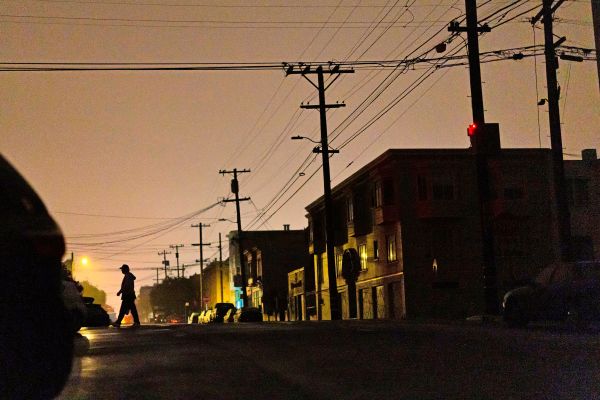 Tausende-Menschen-von-Stromausfall-in-San-Francisco-betroffen