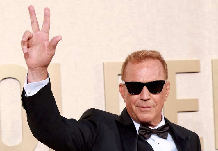 Kevin Costner, hier bei den Golden Globes 2024, wird im Mai in Cannes sein Herzensprojekt 
