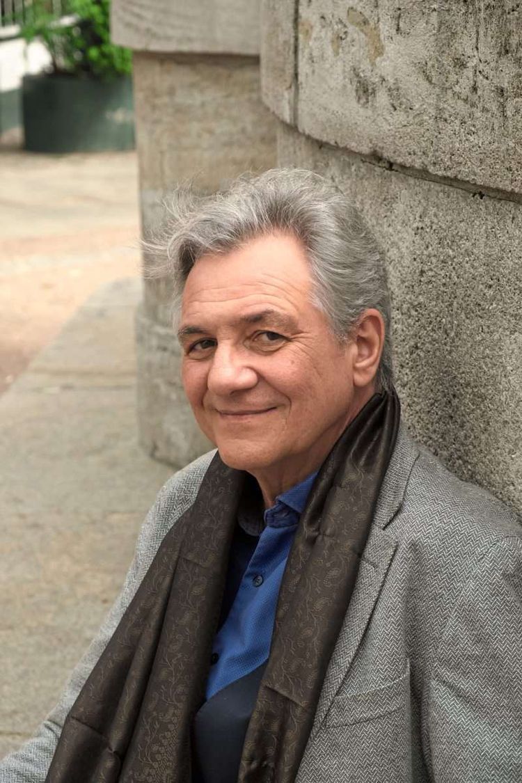 Der Germanist Michael Maar, 1960 geboren, lebt in Berlin.