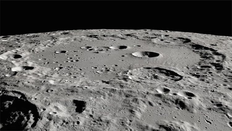 Mond, Krater Clavius