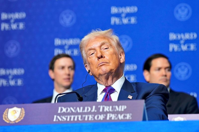 As Trump Weighs Iran Strikes, He Declines to Make Clear Case for Why, or Why Now