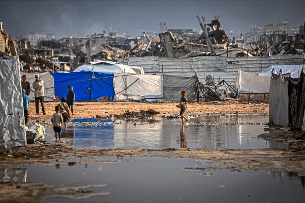 Vertriebene-in-Gaza-sind-Winterst-rmen-und-Starkregen-schutzlos-ausgeliefert