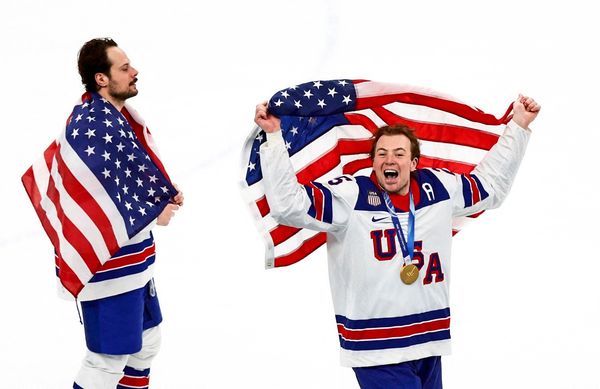 Lacher-nach-Trump-Spruch-ber-US-Frauenteam-Eishockey-Olympiasieger-sagen-sorry