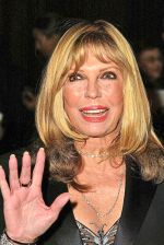 Nancy Sinatra ist entsetzt über Trumps Posten von 