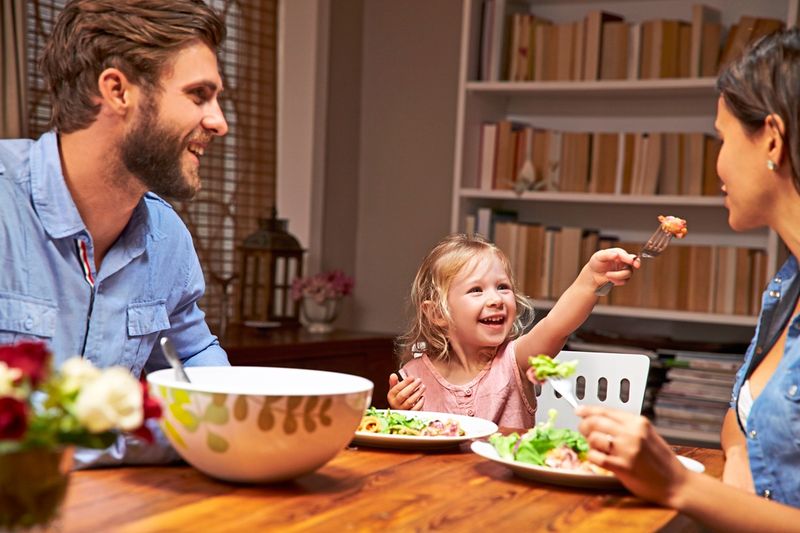 Sollte man im Winter früher zu Abend essen?