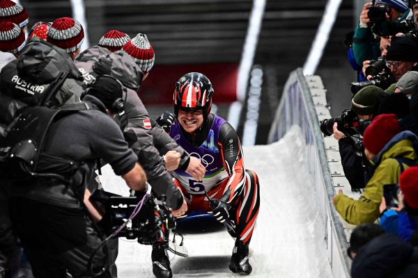 jonas-m-ller-rodelt-zu-olympia-silber-im-einsitzer