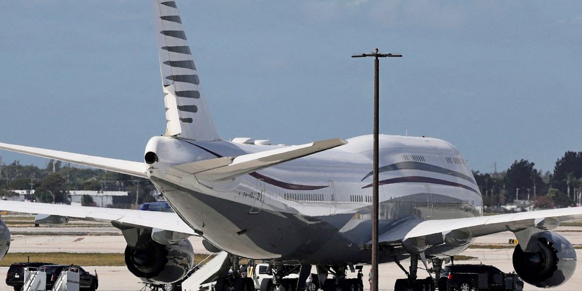 Wie es zu Katars "normaler" Idee kam, Trump einen Jet zu schenken