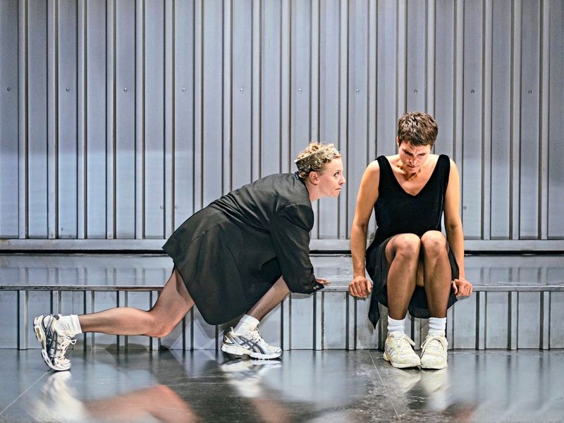 Ratefuchs und Vatermörder: "Ödipus Tyrann" im Volkstheater